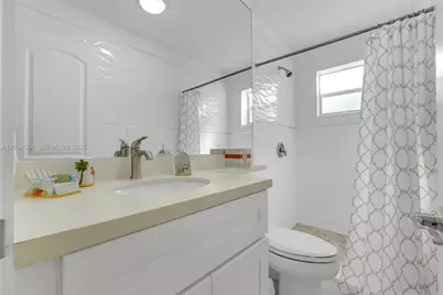1000 N 17th Ave, Hollywood, FL 33020 - Photo 21