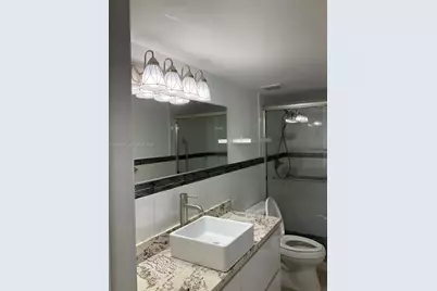 8373 Lake Dr #106, Doral, FL 33166 - Photo 19