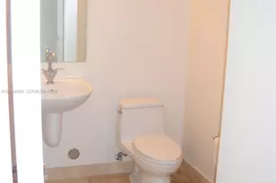 41 SE 5th St, Miami, FL 33131 - Photo 27