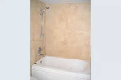 41 SE 5th St #911, Miami, FL 33131 - Photo 17
