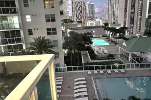 41 SE 5th St, Miami, FL 33131 - Photo 45