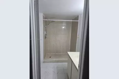 9429 Fontainebleau Blvd #207-33, Miami, FL 33172 - Photo 23