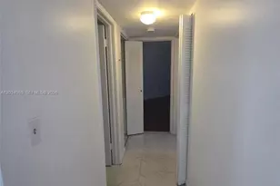 9429 Fontainebleau Blvd, Miami, FL 33172 - Photo 25