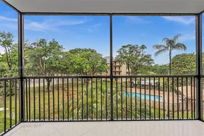 5961 N Falls Cir Dr #309, Lauderhill, FL 33319 - Photo 7