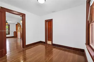 8238 NE 9th Ave, Miami, FL 33138 - Photo 17