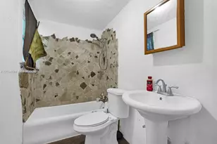 8238 NE 9th Ave, Miami, FL 33138 - Photo 39