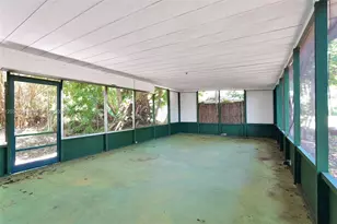 8238 NE 9th Ave, Miami, FL 33138 - Photo 45