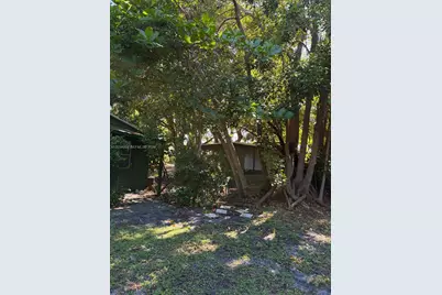 8238 NE 9th Ave, Miami, FL 33138 - Photo 7