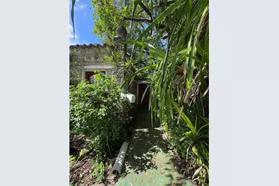 8238 NE 9th Ave, Miami, FL 33138 - Photo 33