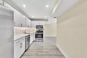 9124 Collins Ave, Surfside, FL 33154 - Photo 9