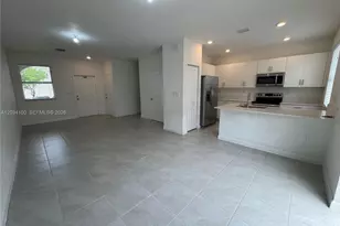 2609 SE 11th St, Homestead, FL 33035 - Photo 9