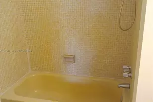 3545 NE 166th St, North Miami Beach, FL 33160 - Photo 15