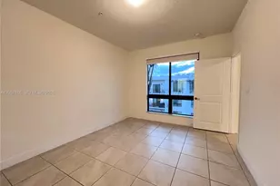 8265 NW 41st St, Doral, FL 33166 - Photo 9