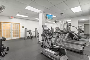 3800 S Ocean Dr, Hollywood, FL 33019 - Photo 35
