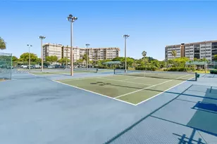 1300 St Charles Pl, Pembroke Pines, FL 33026 - Photo 15