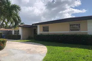 18715 NE 18th Ave, Miami, FL 33179 - Photo 3