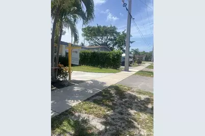 18715 NE 18th Ave, Miami, FL 33179 - Photo 49