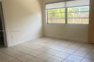 18715 NE 18th Ave, Miami, FL 33179 - Photo 25