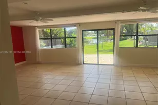 18715 NE 18th Ave, Miami, FL 33179 - Photo 3
