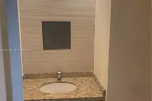18715 NE 18th Ave, Miami, FL 33179 - Photo 25