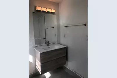 729 Meridian Av #10, Miami Beach, FL 33139 - Photo 19