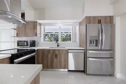 1221 SE 10th St, Deerfield Beach, FL 33441 - Photo 11