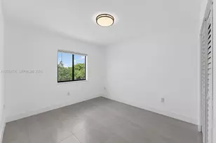 10315 SW 176th St, Miami, FL 33157 - Photo 15