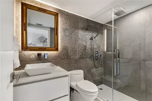 3 Grove Isle Dr, Miami, FL 33133 - Photo 29