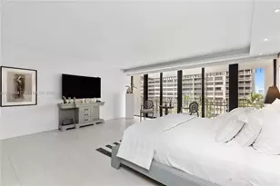 3 Grove Isle Dr, Miami, FL 33133 - Photo 25