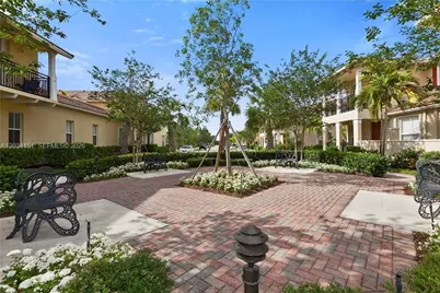 4514 Monarch Way, Coconut Creek, FL 33073 - Photo 3