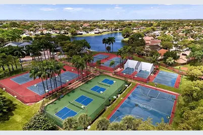 6361 NW 170th Ln, Hialeah, FL 33015 - Photo 9