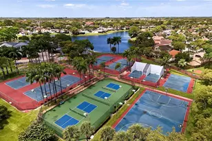 6361 NW 170th Ln, Hialeah, FL 33015 - Photo 9