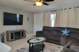 2560 NE 8th Terrace, Pompano Beach, FL 33064 - Photo 7
