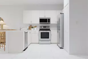 2545 SE 25 Dr, Homestead, FL 33035 - Photo 3