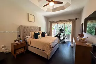 10900 NW 72nd St, Doral, FL 33178 - Photo 15