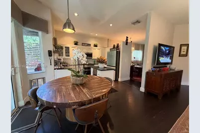 10900 NW 72nd St #., Doral, FL 33178 - Photo 9