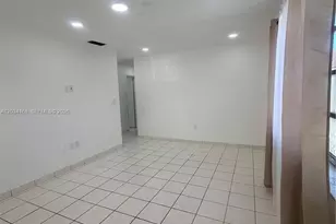 3821 SW 89th Ct, Miami, FL 33165 - Photo 3