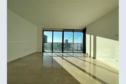 68 SE 6th St #3308, Miami, FL 33131 - Photo 3