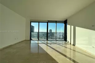 68 SE 6th St, Miami, FL 33131 - Photo 3