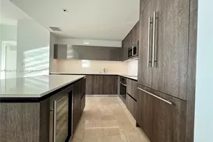 68 SE 6th St, Miami, FL 33131 - Photo 9
