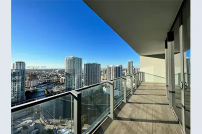 68 SE 6th St #3308, Miami, FL 33131 - Photo 17