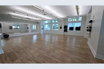 1900 N Bayshore Dr #3019, Miami, FL 33132 - Photo 23