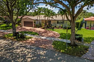 8601 Dundee Terrace, Miami Lakes, FL 33016 - Photo 51