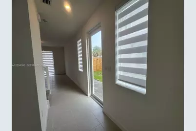 705 SE 13th St Cir #705, Homestead, FL 33034 - Photo 11