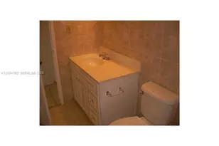 11261 SW 88th St, Miami, FL 33176 - Photo 9