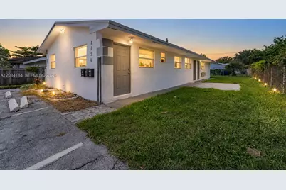 2856 NW 14th St #2, Fort Lauderdale, FL 33311 - Photo 1