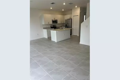 1540 NW 1st St, Florida City, FL 33034 - Photo 5