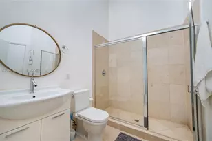 475 Brickell Ave, Miami, FL 33131 - Photo 17
