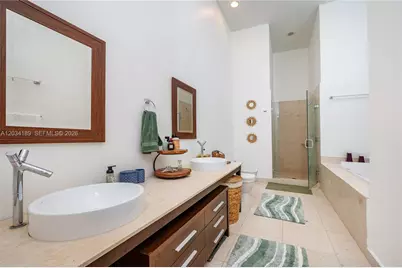 475 Brickell Ave #4115, Miami, FL 33131 - Photo 15