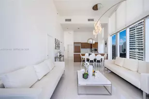 475 Brickell Ave, Miami, FL 33131 - Photo 9
